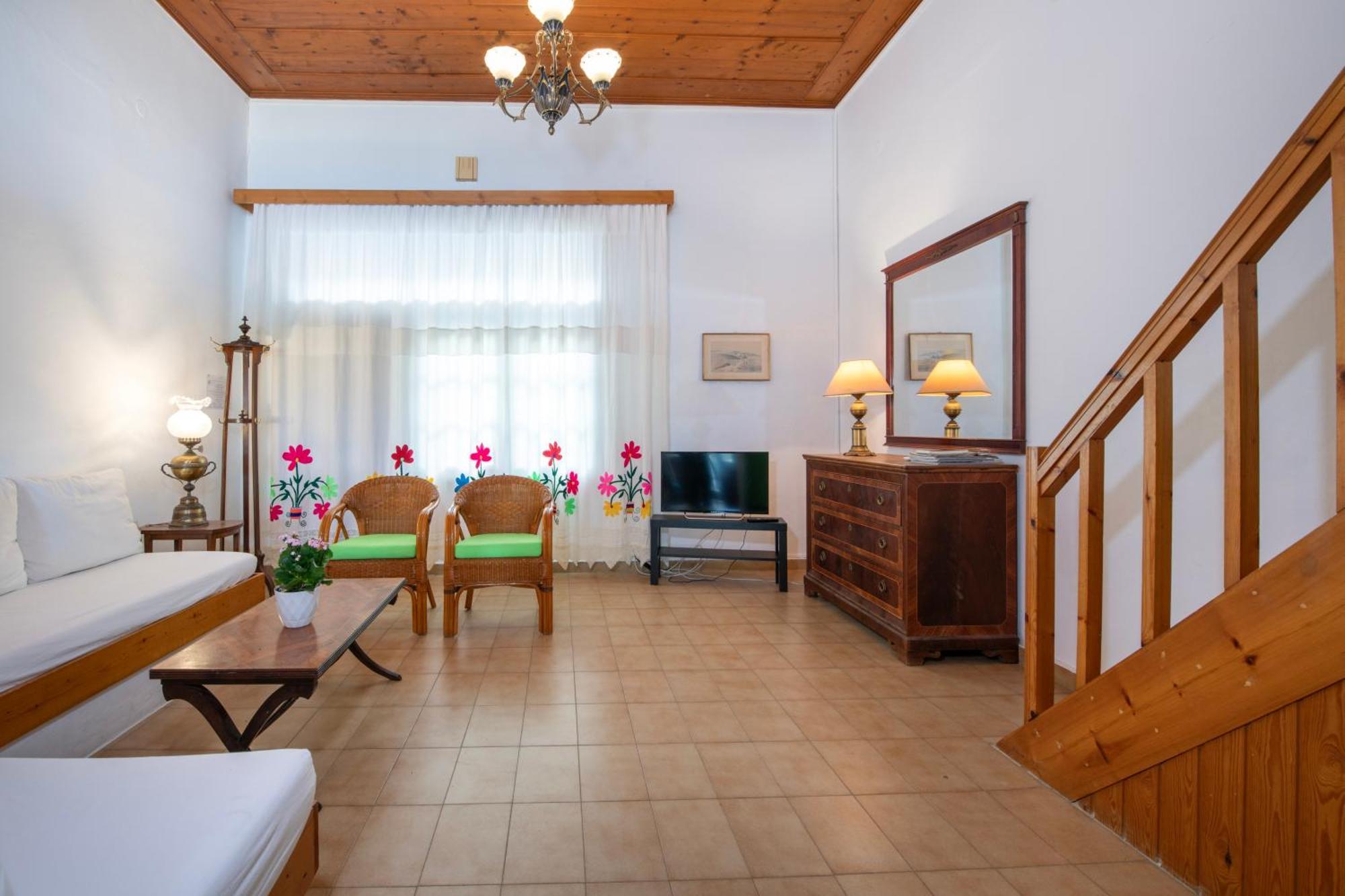 Ismini Apartments Kalýves Eksteriør bilde