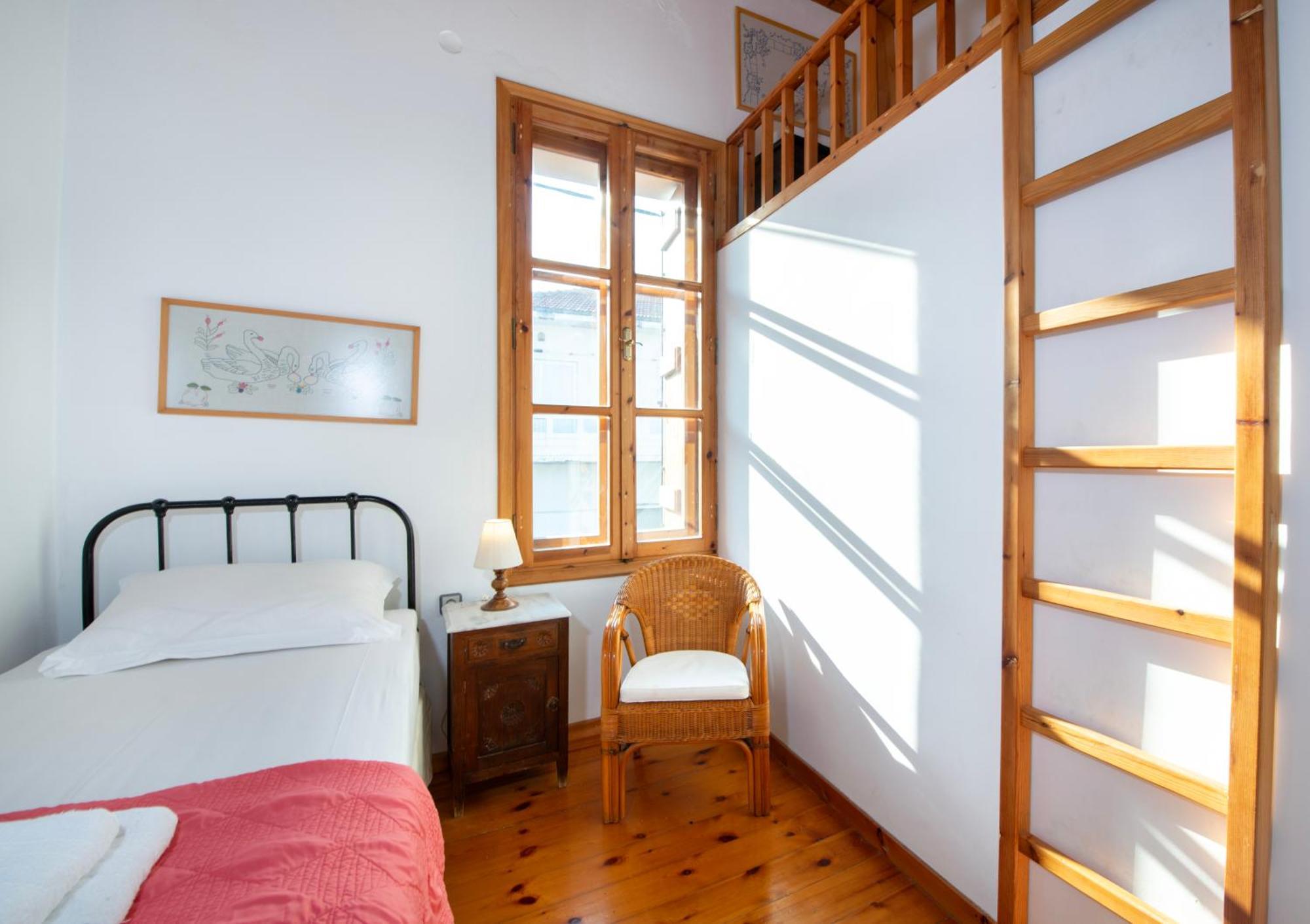 Ismini Apartments Kalýves Eksteriør bilde